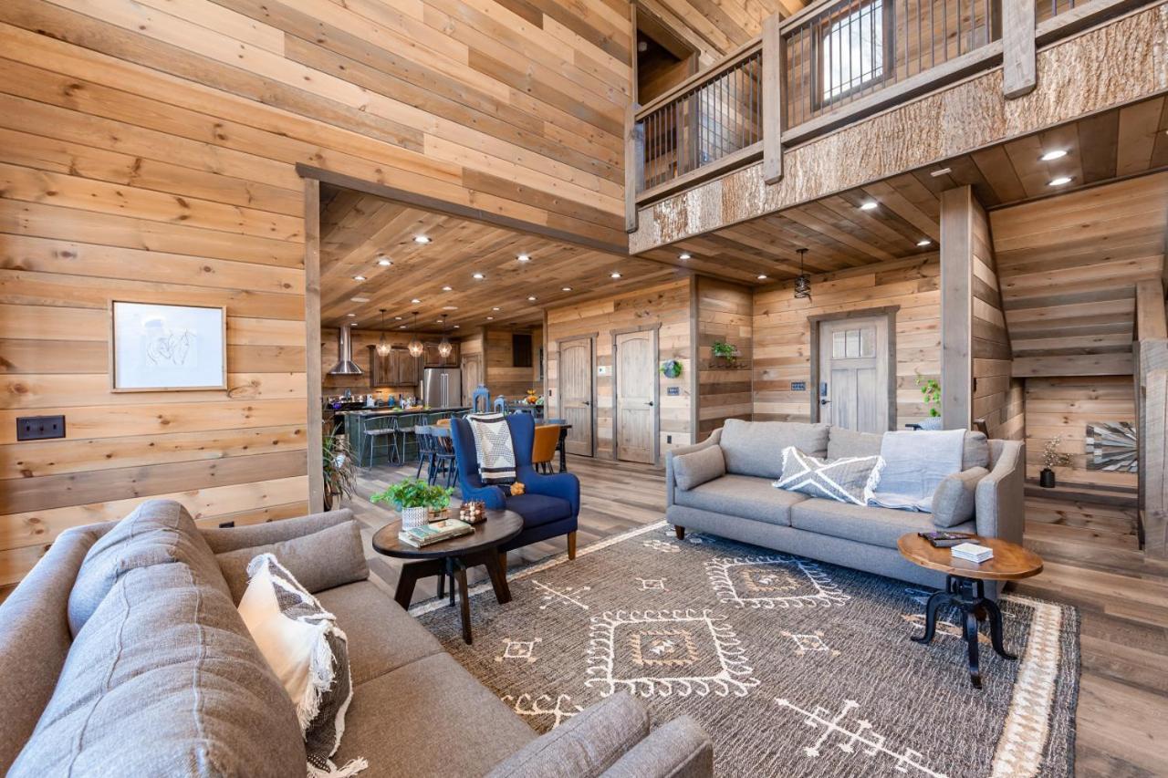 Splash Mountain Pool Hot Tub Theater Game Room Sevierville Esterno foto
