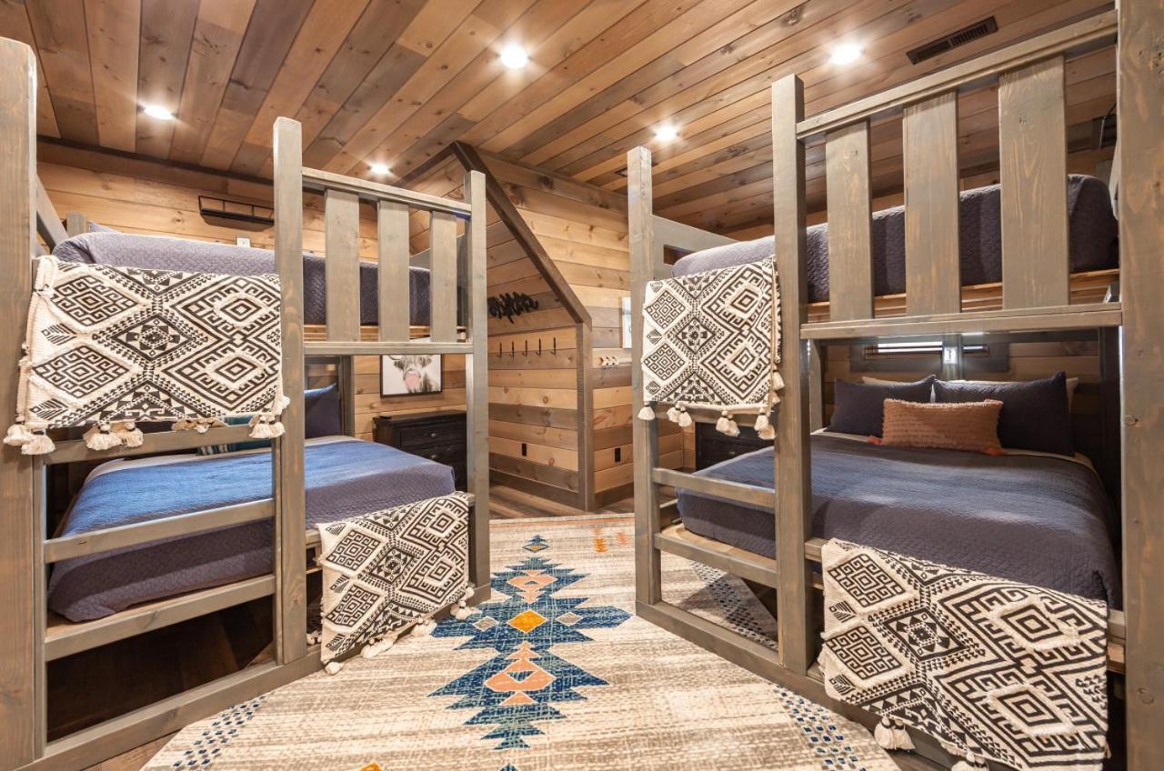 Splash Mountain Pool Hot Tub Theater Game Room Sevierville Esterno foto