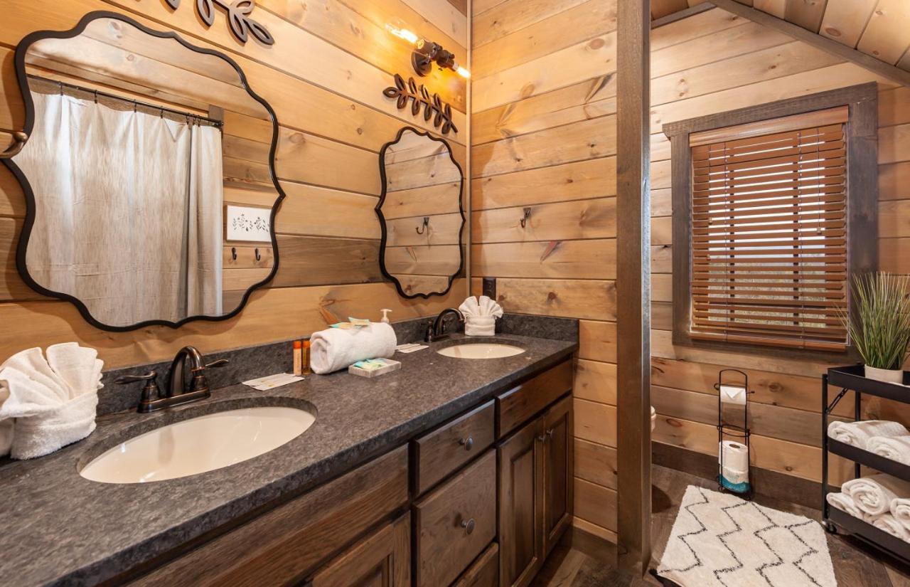 Splash Mountain Pool Hot Tub Theater Game Room Sevierville Esterno foto