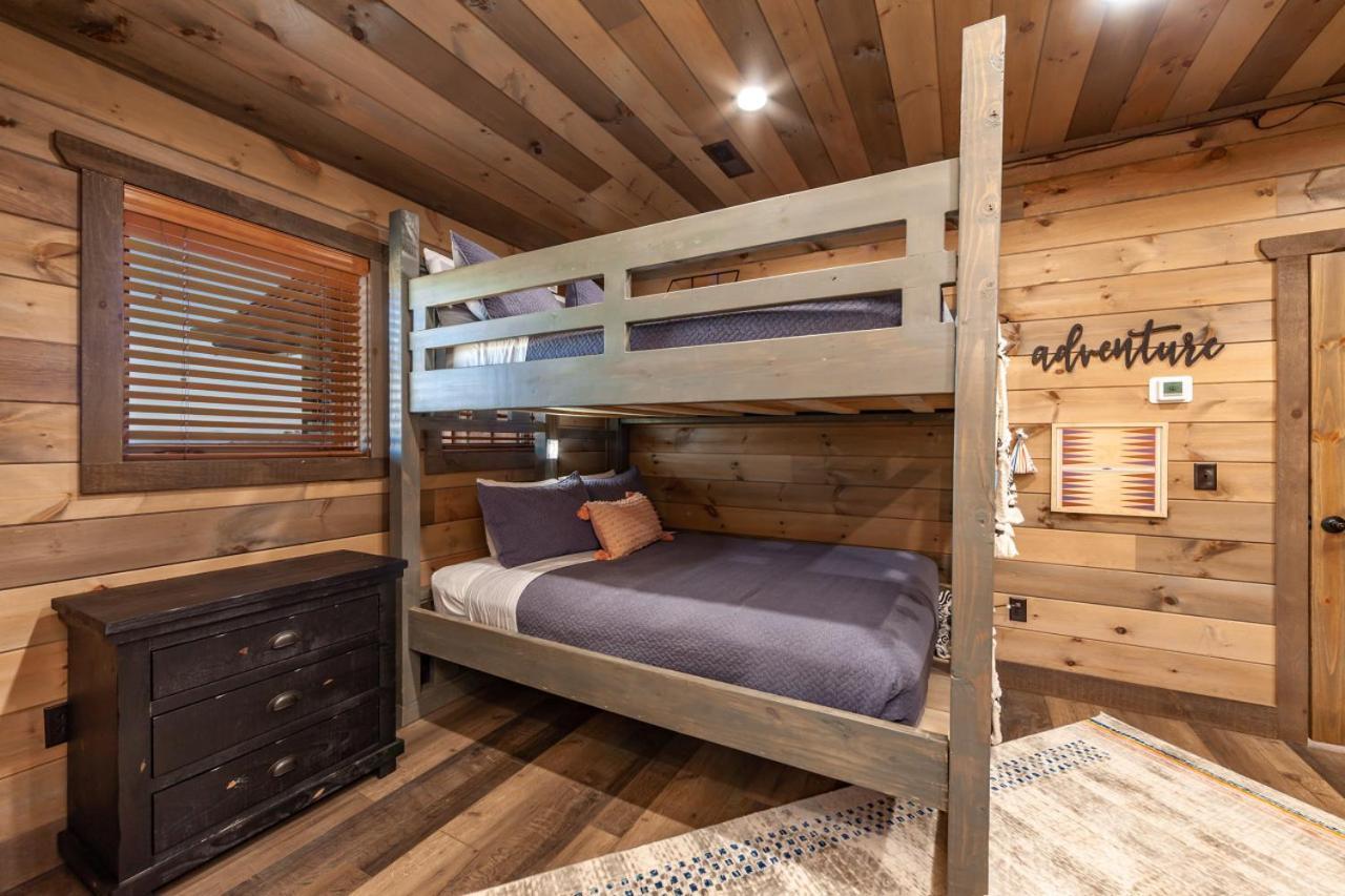 Splash Mountain Pool Hot Tub Theater Game Room Sevierville Esterno foto