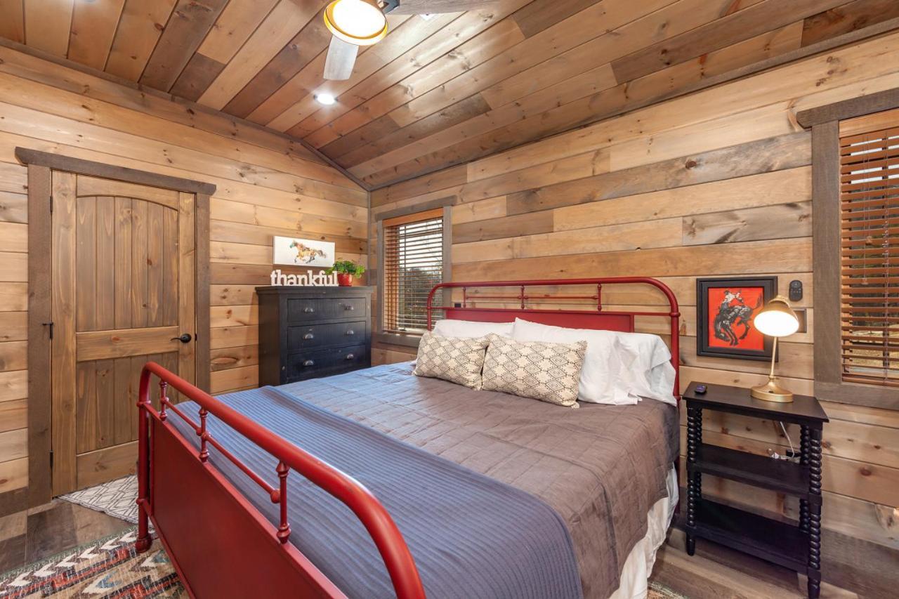 Splash Mountain Pool Hot Tub Theater Game Room Sevierville Esterno foto