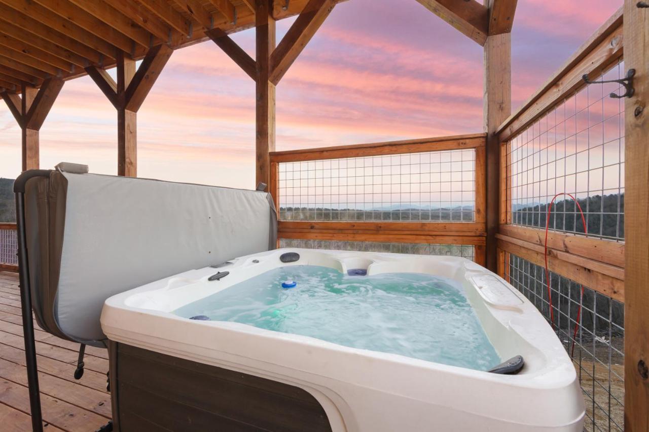Splash Mountain Pool Hot Tub Theater Game Room Sevierville Esterno foto